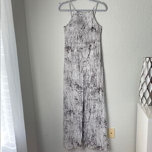 Betro Simone Sleeveless Abstract Print White Black Maxi Dress Size XS